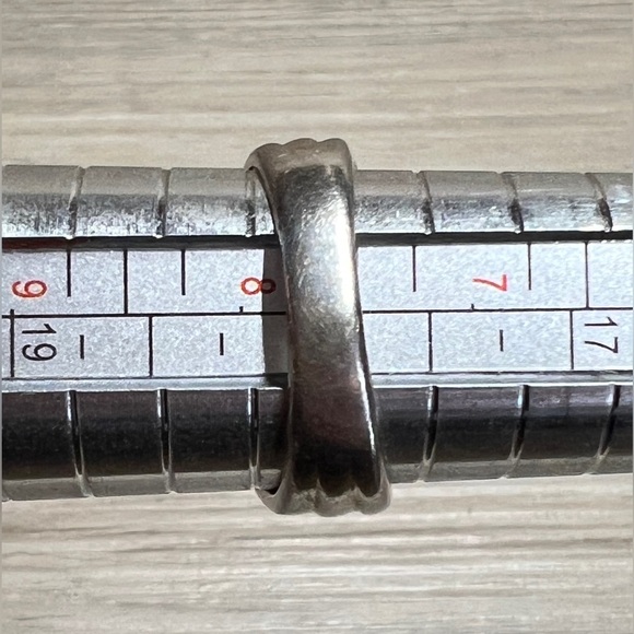 Vintage Designer Hallmarked Sterling Silver &18K Gold Fluted "X" Ring, 5.5g - Picture 10 of 10